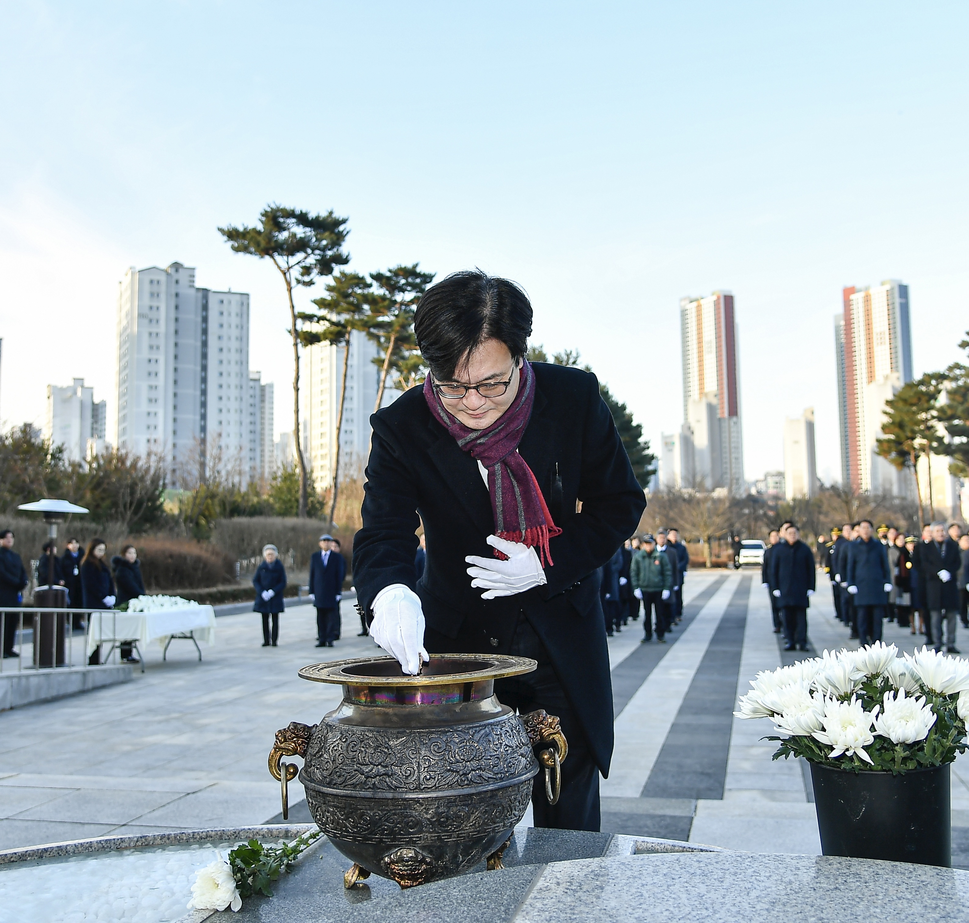 김병수 시장, 2025년 을사년（乙巳年） 새해맞이 현충탑 참배 이미지